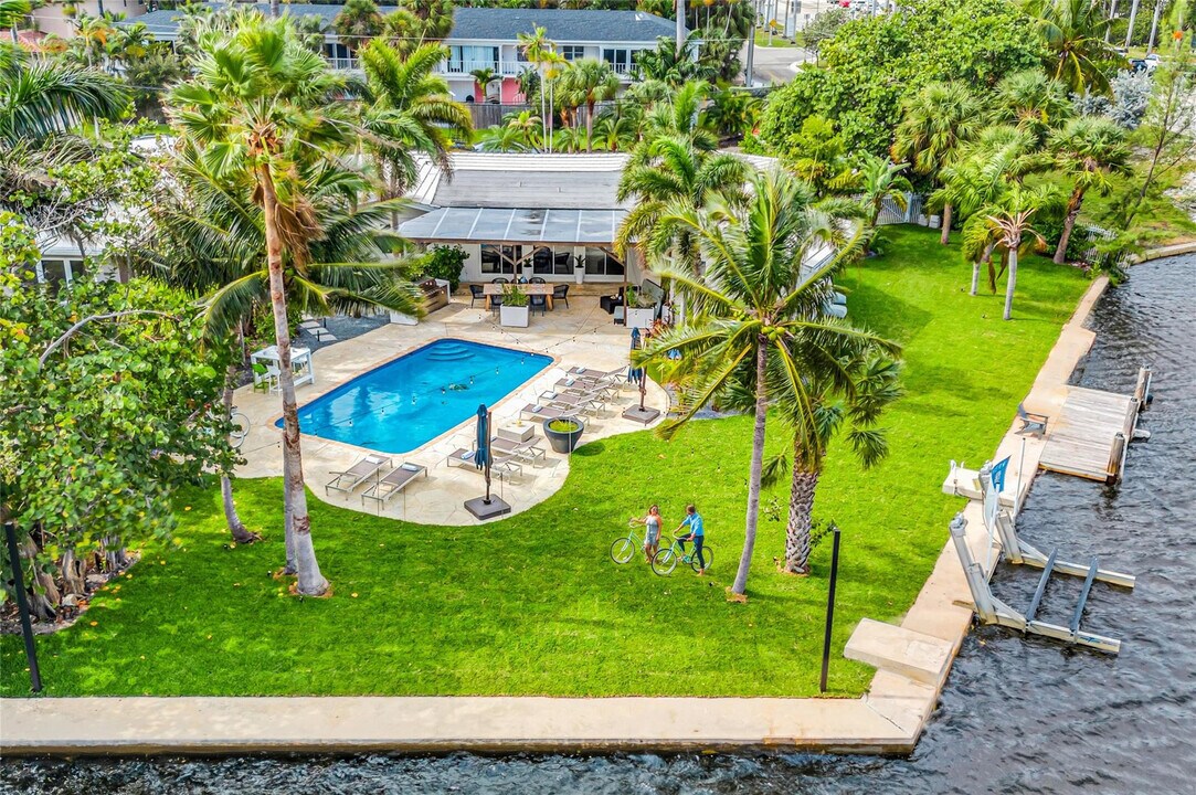 1700 Marietta Dr in Fort Lauderdale, FL - Building Photo