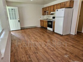 77 Pincushion Ln in Cullowhee, NC - Building Photo