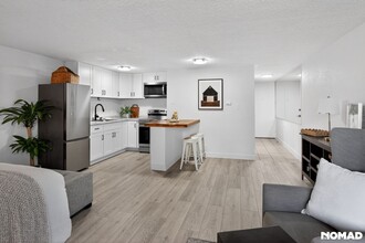 2500 S York St in Denver, CO - Building Photo - Building Photo