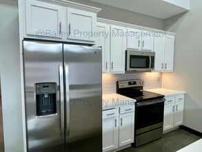 3814 Jett Ln in Jeffersontown, KY - Building Photo - Building Photo