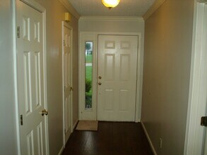 2515 Creekside Dr in Little Rock, AR - Building Photo - Building Photo