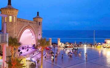 416 N. Grandview Ave. in Daytona Beach, FL - Foto de edificio - Building Photo