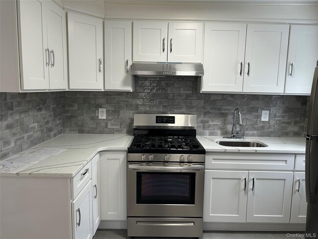 243-12-243144 144th Ave in Queens, NY - Building Photo - Building Photo