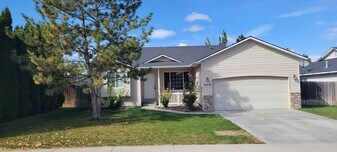 14416 Gresham Dr in Caldwell, ID - Building Photo