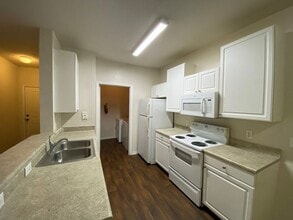 3004 Hemingway Cir in Haines City, FL - Building Photo - Building Photo