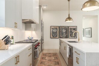 1702 Bauerle Ave in Austin, TX - Building Photo - Building Photo
