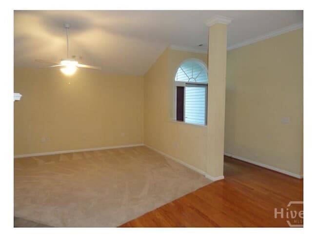 property at 12 Marsh Hen Ct