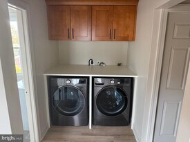 3025 W Germantown Pike in Eagleville, PA - Building Photo