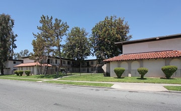Terre at Lexi in El Cajon, CA - Foto de edificio - Building Photo