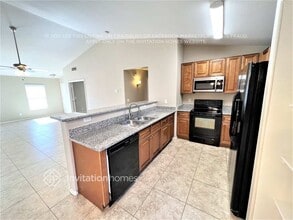 1057 S Wildrose Cir in Mesa, AZ - Building Photo - Building Photo