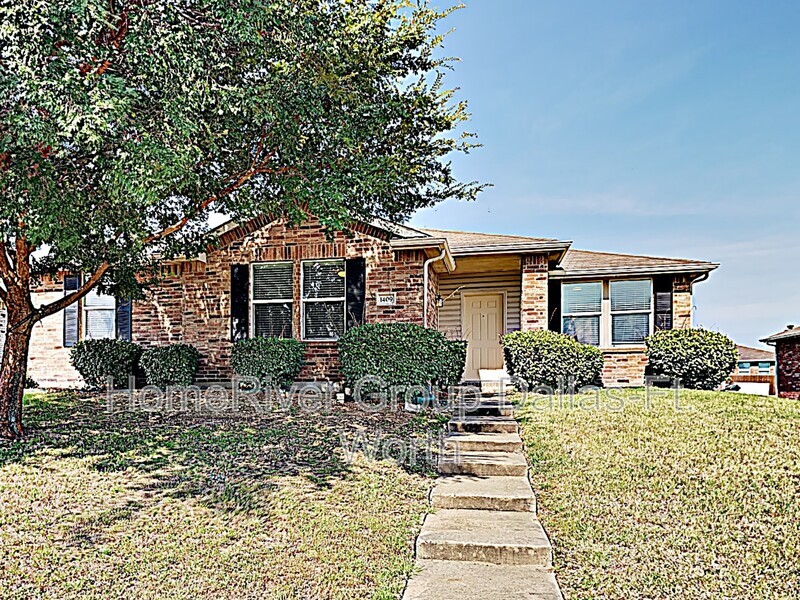 1409 Evergreen St in Royse City, TX - Building Photo