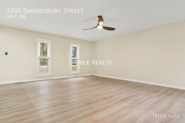 3705 Shrewsbury St in Durham, NC - Foto de edificio - Building Photo