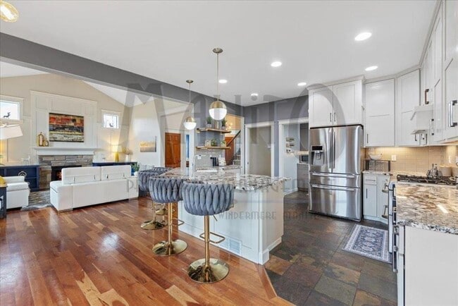 property at 5321 E Rosedale Ln