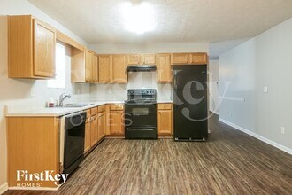 10968 Big Sky Dr in Hampton, GA - Building Photo - Building Photo