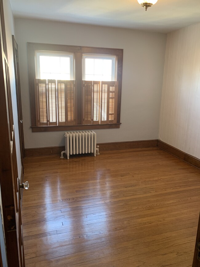 9 Sutton Pl, Unit Sutton Apt B in Ossining, NY - Building Photo - Building Photo