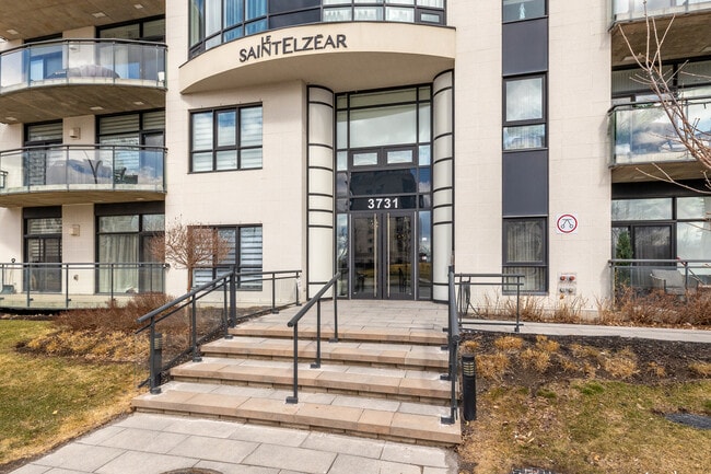 Le Saint Elezear in Laval, QC - Building Photo - Building Photo
