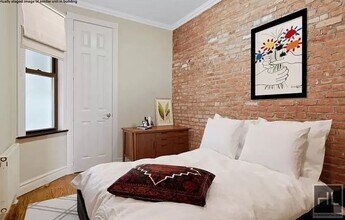 Hudson Street in New York, NY - Building Photo - Building Photo