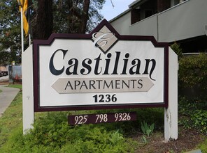 Castilian Apartments in Concord, CA - Building Photo - Building Photo