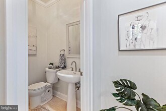 6711 Honesty Dr in Bethesda, MD - Building Photo - Building Photo