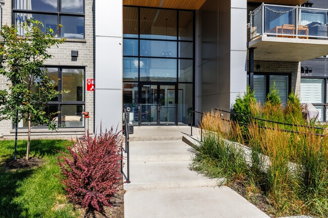 Melius in Longueuil, QC - Building Photo - Building Photo