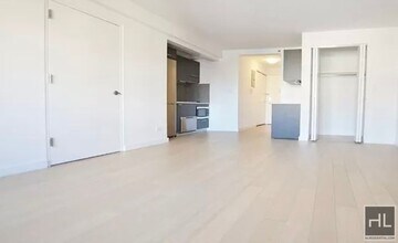 East 39th Street in New York, NY - Building Photo - Building Photo