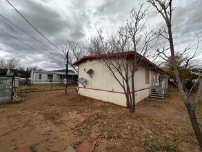 2120 E Hearne Ave in Kingman, AZ - Building Photo - Building Photo