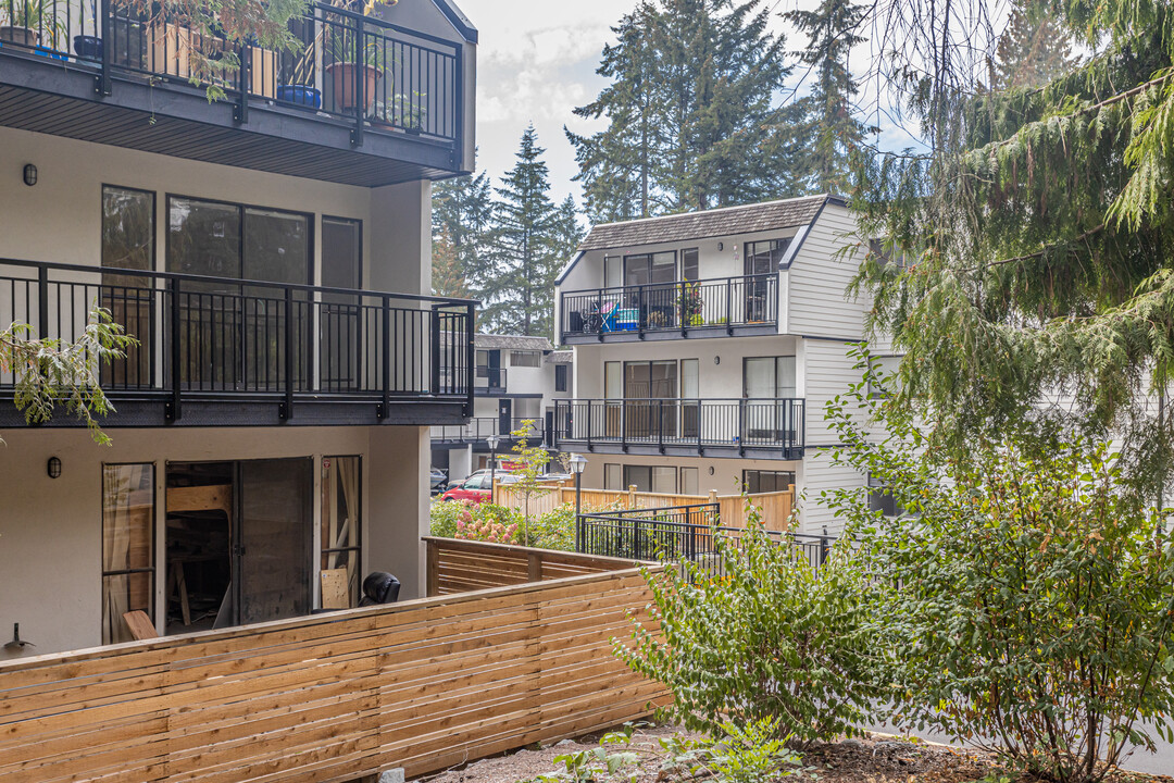 Lynmour South Apartments in North Vancouver, BC - Building Photo