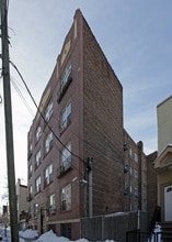 193-195 Clinton Ave in Jersey City, NJ - Building Photo - Building Photo