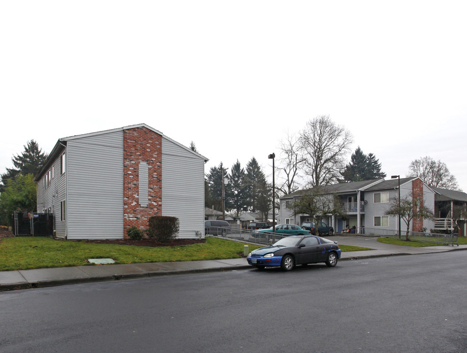 3320-3374 SW 125th Ave in Beaverton, OR - Building Photo