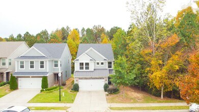 15221 Great Future Drive in Charlotte, NC - Building Photo - Building Photo