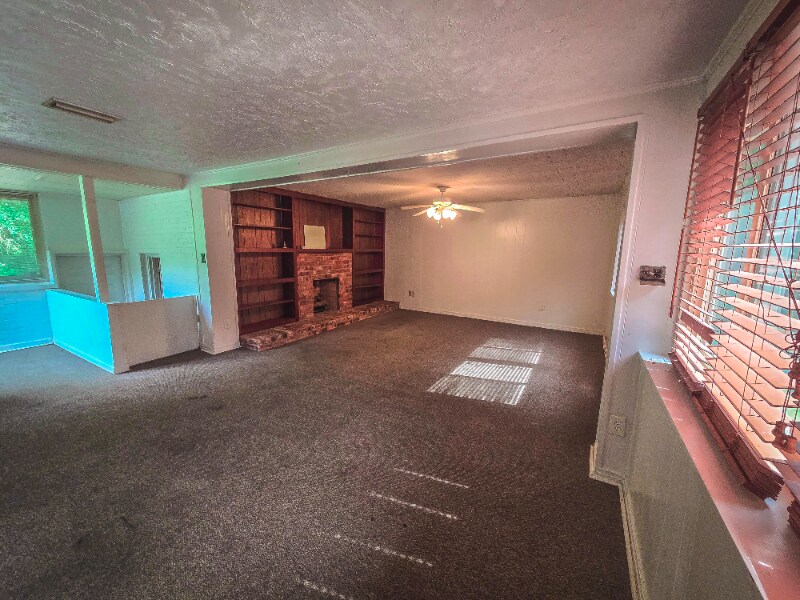 313 Wayne Pl in Mobile, AL - Building Photo