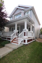 1332-1374 74 St SW in Edmonton, AB - Building Photo - Building Photo