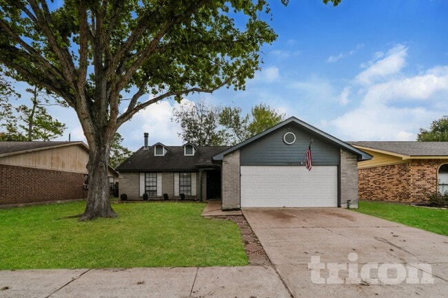 property at 2806 Quail Run Dr