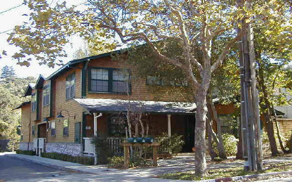 234 D St in San Rafael, CA - Building Photo