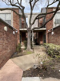 10146 Waterstone Dr photo'