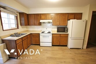 4845 Elgin St in Vancouver, BC - Building Photo - Building Photo