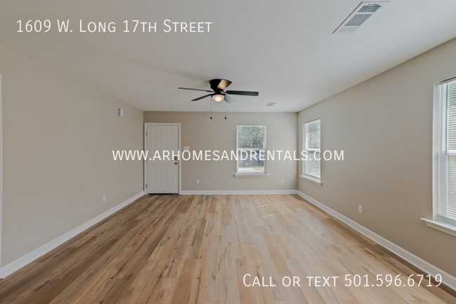 1609 W Long 17th St in North Little Rock, AR - Building Photo - Building Photo