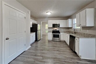 926 Tilford Ct in Lawrenceville, GA - Building Photo - Building Photo