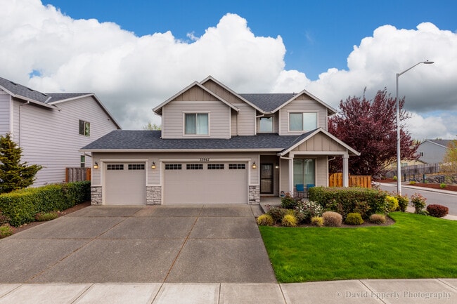 property at 33967 SE Vine St