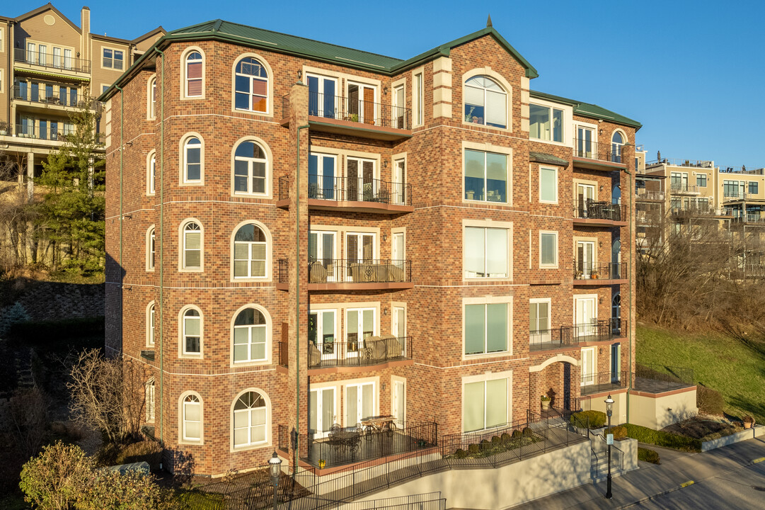 Mt. Adams Incline Condominiums in Cincinnati, OH - Foto de edificio