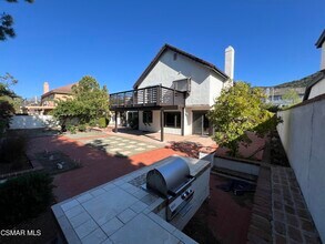261 Scarborough St in Thousand Oaks, CA - Building Photo - Building Photo