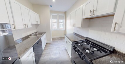 1629 Commonwealth Ave, Unit 4 in Boston, MA - Building Photo - Building Photo