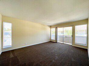 2838 Geary Pl in Las Vegas, NV - Building Photo - Building Photo