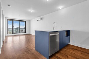 1220-1220 Bd René-Lévesque E in Montréal, QC - Building Photo