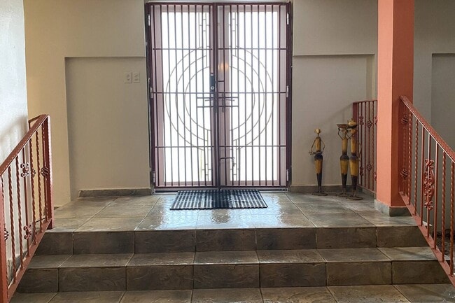 445 W Mangrum Dr in Pueblo West, CO - Foto de edificio - Building Photo