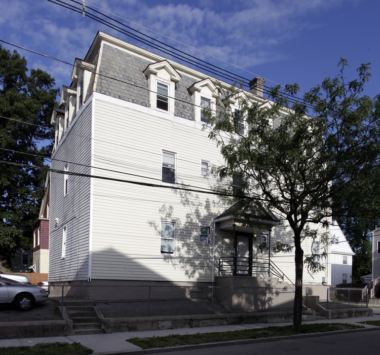 75 Hamilton St in Providence, RI - Foto de edificio