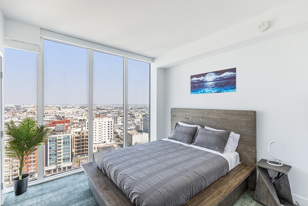 802 S Broadway in Los Angeles, CA - Foto de edificio