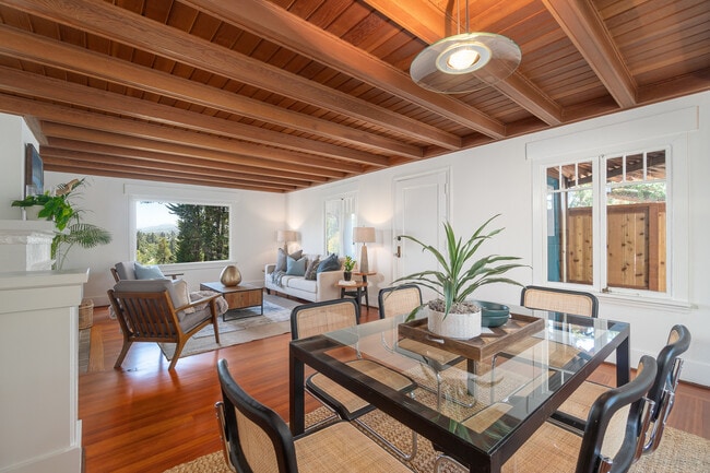24 Hillcrest Rd, Unit 26 in Mill Valley, CA - Building Photo - Building Photo