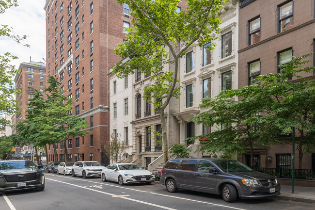 Fred W. Marks House in New York, NY - Foto de edificio - Building Photo