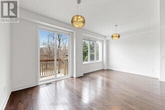 87 Dariole Dr in Richmond Hill, ON - Building Photo - Building Photo